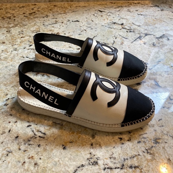 💖SOLD 💖Chanel Espadrille Sandal - Picture 12 of 16